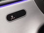 Mercedes-Benz A-klasse 200 AMG Sport 163Pk Automaat (GROOT NAVI, SFEERVERLICHTING, CAMERA, LEDER, STOELVERWARMING, SPORTSTOELEN, GETINT GLAS, LANE ASSIST, NIEUWE APK, NIEUWSTAAT)