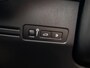 Volvo XC40 1.5 T5 Recharge Inscription Sport 262PK Automaat (APPLE CARPLAY, GROOT NAVI, LEDER, 1800KG TREKGEWICHT, GETINT GLAS, CAMERA, STUUR/STOELVERWARMING, SPORTSTOELEN, TREKHAAK, KEYLESS, NIEUWE APK, NIEUWSTAAT)