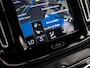 Volvo XC40 1.5 T5 Recharge Inscription 262PK Automaat (APPLE CARPLAY, GROOT NAVI, LEDER, CAMERA, STUUR/STOELVERWARMING, SPORTSTOELEN, TREKHAAK, KEYLESS, NIEUWE APK, NIEUWSTAAT)