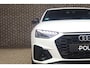 Audi A4 Avant 35 TFSI 150pk S-tronic S Edition Competition | Navigatie | Elektr. Achterklep | Lichtpakket | 18" Velgen