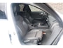 Audi A4 Avant 35 TFSI 150pk S-tronic S Edition Competition | Navigatie | Elektr. Achterklep | Lichtpakket | 18" Velgen