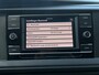 Volkswagen Transporter 2.0 TDI L2H1 28 Highline | Trekhaak | Sidebars | Parkeersensoren achter | Cruise Control