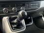 Volkswagen Transporter 2.0 TDI L2H1 28 Highline | Trekhaak | Sidebars | Parkeersensoren achter | Cruise Control