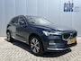 Volvo XC60 2.0 T6 350 pk Plug-in hybrid AWD Bright Long Range Trekhaak Panoramadak Navigatie ACC Google Elektrische Comfort Stoelen Carplay Stoelverwarming Stuurverwarming Pilot Assist Extra Getint Glas NL Auto 1e Eigenaar Plug In Hybride