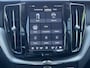 Volvo XC60 2.0 T6 350 pk Plug-in hybrid AWD Bright Long Range Trekhaak Panoramadak Navigatie ACC Google Elektrische Comfort Stoelen Carplay Stoelverwarming Stuurverwarming Pilot Assist Extra Getint Glas NL Auto 1e Eigenaar Plug In Hybride