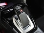 Opel Corsa-e Ultimate 50kWh 136PK | 1ste eigenaar | AppleCarplay/AndroidAuto | ACCU 95% | Glazen dak | LEER/Alcantara | Camera | Navigatie | matrixLED | Stuur/stoelverwarming | AUTOMAAT | Parkeersensoren | Two-Tone | Warmtepomp |Keyless | Isofix | Privacy Glass | Trekhaak |