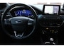 Ford Focus Wagon 1.0 EcoBoost *Business* | Trekhaak | Carplay | Cruise & Climate Control | Camera | PDC | Privacy | Navigatie | Bluetooth |