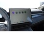 Lynk & Co 01 276PK Automaat Core / Adaptieve cruise control / Stoel - en stuurwielverwarming / Parkeersensoren met camera / Apple carplay / Trekhaak / Metallic lak / 19" lichtmetalen velgen
