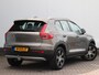 Volvo XC40 2.0 B4 Inscription | Stoel en stuurverwarming | Wegklapbare trekhaak | Elektrische kofferbakklep | Achteruitrijcamera | Lederen interieur |