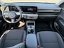 Hyundai Kona 1.6 GDI HEV Comfort Plus / €4.000,- Voordeel / Elektrische Achterklep / Stoel Verwarming V+A / Stuur Verwarming / Keyless / Adaptive Cruise / Navigatie / Apple Carplay&Android Auto /