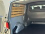Volkswagen Transporter 2.0 TDI L2H1 30 DC Highline DSG Trekhaak 2500kg Cruise Carplay Navigatie DAB Radio