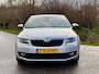 Skoda Octavia 1.2 TSI Greentech Elegance Businessline 5DRS NAVI KEYLES ECC STOELVERWARMING NAP GOED ONDERHOUDEN