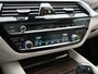 BMW 5-Serie Touring 530e Luxury Line PHEV 293pk | Trekhaak Af Fabriek | Panodak | Head Up | Adaptive Cruise | Camera | Laser LED | Lederen Sportstoelen Memory & Verwarmd | Sfeerverlichting | Stuur Verwarmd | Hifi Audio | Keyless | Blis | Plug In Hybrid |