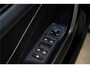 Volkswagen T-Roc 1.5 TSI 2x R-Line 150PK | Pano | Camera | IQ Light | 19'' R | 12 MND Garantie