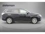 Mitsubishi Outlander 2.0 PHEV Instyle - Trekhaak, Panorama, Camera, Leer, Stoelverw.