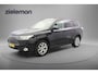 Mitsubishi Outlander 2.0 PHEV Instyle - Trekhaak, Panorama, Camera, Leer, Stoelverw.