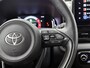 Toyota Yaris 1.5 Hybrid 115 Dynamic Comfort Pack | BTW Voertuig | Stoel+stuurverwarming | Dodehoek detectie | Parkeersensoren voor+achter | Draadloze telefoonlader | Cruise Control Adaptive | Apple CarPlay/Android Auto |