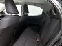 Toyota Yaris 1.5 Hybrid 115 Dynamic Comfort Pack | BTW Voertuig | Stoel+stuurverwarming | Dodehoek detectie | Parkeersensoren voor+achter | Draadloze telefoonlader | Cruise Control Adaptive | Apple CarPlay/Android Auto |