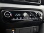 Toyota Yaris 1.5 Hybrid 115 Dynamic Comfort Pack | BTW Voertuig | Dodehoek detectie | Stoel+stuurverwarming | Parkeersensoren voor+achter | Draadloze telefoonlader | Apple CarPlay/Android auto |