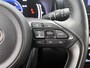 Toyota Yaris 1.5 Hybrid 115 Dynamic Comfort Pack | BTW Voertuig | Stoel+stuurverwarming | Dodehoek detectie | Parkeersensoren voor+achter | Draadloze telefoonlader | Cruise Control Adaptive | Apple CarPlay/Android Auto |