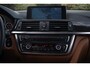 BMW 3-Serie Touring 328i High Executive Aut. | Panorama | Orig. NL | Historie | Lederen Interieur | HUD | Memory | Xenon | NAP |