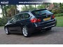 BMW 3-Serie Touring 328i High Executive Aut. | Panorama | Orig. NL | Historie | Lederen Interieur | HUD | Memory | Xenon | NAP |