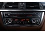 BMW 3-Serie Touring 328i High Executive Aut. | Panorama | Orig. NL | Historie | Lederen Interieur | HUD | Memory | Xenon | NAP |