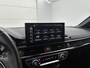 Audi A4 Limousine 40 TFSI S edition Competition 204 PK | Automaat | Trekhaak inklapbaar | Cruise Control | Climate Control | Parkeersensoren voor en achter | Volledig digitaal instrumentenpaneel | 18 " Lichtmetalen Velgen |