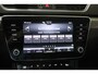 Skoda Superb Combi 1.4 TSI iV Style Navigatie | Adaptieve Cruise | 17"Velgen | Camera
