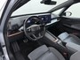 CUPRA Born Performance One 62kWh SOH 93,7% Sport-Comfort Stoelen Navi Camera Stoel+Stuurverwarming Adap.Cruise Android Auto Apple Carplay Pdc Elek.Stoelen Keyless advanced Privacy Glas Lmv Coper Isofix Bluetooth Led Rijstrooksensor 1e Eigenaar Origineel Nederlandse Auto