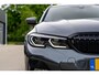 BMW 3-Serie Touring 320e M-Sport *Pano* Leder* Vol* Dealer onderhouden*
