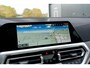 BMW 3-Serie Touring 320e M-Sport *Pano* Leder* Vol* Dealer onderhouden*