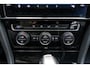 Volkswagen Golf 1.4 TSI Highline R-Line *Virtual* ACC* Vol*