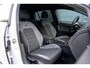 Volkswagen Golf 1.4 TSI Highline R-Line *Virtual* ACC* Vol*