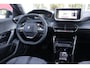 Peugeot 2008 1.2 Hybrid 145PK AUTOMAAT ALLURE | NAVIGATIE | KEYLESS ENTRY/START | DRAADLOZE TELEFOONLADER | DRAADLOZE APPLE CARPLAY/ANDROID AUTO | CAMERA VOOR + ACHTER | PARKEERSENSOREN VOOR + ACHTER | LICHTMETALEN VELGEN 17" | CLIMATE CONTROL | ADAPTIVE CRUISE CONTROL | DODEHOEK DETECTIE |