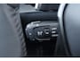 Peugeot 2008 1.2 Hybrid 145PK AUTOMAAT ALLURE | NAVIGATIE | KEYLESS ENTRY/START | DRAADLOZE TELEFOONLADER | DRAADLOZE APPLE CARPLAY/ANDROID AUTO | CAMERA VOOR + ACHTER | PARKEERSENSOREN VOOR + ACHTER | LICHTMETALEN VELGEN 17" | CLIMATE CONTROL | ADAPTIVE CRUISE CONTROL | DODEHOEK DETECTIE |