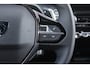 Peugeot 2008 1.2 Hybrid 145PK AUTOMAAT ALLURE | NAVIGATIE | KEYLESS ENTRY/START | DRAADLOZE TELEFOONLADER | DRAADLOZE APPLE CARPLAY/ANDROID AUTO | CAMERA VOOR + ACHTER | PARKEERSENSOREN VOOR + ACHTER | LICHTMETALEN VELGEN 17" | CLIMATE CONTROL | ADAPTIVE CRUISE CONTROL | DODEHOEK DETECTIE |