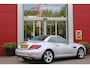 Mercedes-Benz SLC 200 Final Edition 184PK AUTOMAAT | AIRSCARF | PANORAMA VARIODAK MET MAGIC SKY CONTROL | LED INTELLIGENT LIGHT SYSTEM | ALARM KLASSE 3 | KEYLESS ENTRY | PARKEERSENSOREN VOOR/ ACHTER | LEDEREN BEKLEDING | STOEL VERWARMING VOOR | FULL MAP NAVIGATIE | 17" LICHTMETALEN VELGEN VIJFSPAAKS | ELECTRIC CLIMATE CONTROL THERMOTRONIC | DODEHOEK DETECTIE |