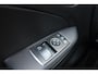 Mercedes-Benz SLC 200 Final Edition 184PK AUTOMAAT | AIRSCARF | PANORAMA VARIODAK MET MAGIC SKY CONTROL | LED INTELLIGENT LIGHT SYSTEM | ALARM KLASSE 3 | KEYLESS ENTRY | PARKEERSENSOREN VOOR/ ACHTER | LEDEREN BEKLEDING | STOEL VERWARMING VOOR | FULL MAP NAVIGATIE | 17" LICHTMETALEN VELGEN VIJFSPAAKS | ELECTRIC CLIMATE CONTROL THERMOTRONIC | DODEHOEK DETECTIE |