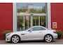 Mercedes-Benz SLC 200 Final Edition 184PK AUTOMAAT | AIRSCARF | PANORAMA VARIODAK MET MAGIC SKY CONTROL | LED INTELLIGENT LIGHT SYSTEM | ALARM KLASSE 3 | KEYLESS ENTRY | PARKEERSENSOREN VOOR/ ACHTER | LEDEREN BEKLEDING | STOEL VERWARMING VOOR | FULL MAP NAVIGATIE | 17" LICHTMETALEN VELGEN VIJFSPAAKS | ELECTRIC CLIMATE CONTROL THERMOTRONIC | DODEHOEK DETECTIE |