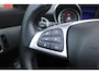 Mercedes-Benz SLC 200 Final Edition 184PK AUTOMAAT | AIRSCARF | PANORAMA VARIODAK MET MAGIC SKY CONTROL | LED INTELLIGENT LIGHT SYSTEM | ALARM KLASSE 3 | KEYLESS ENTRY | PARKEERSENSOREN VOOR/ ACHTER | LEDEREN BEKLEDING | STOEL VERWARMING VOOR | FULL MAP NAVIGATIE | 17" LICHTMETALEN VELGEN VIJFSPAAKS | ELECTRIC CLIMATE CONTROL THERMOTRONIC | DODEHOEK DETECTIE |