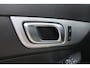 Mercedes-Benz SLC 200 Final Edition 184PK AUTOMAAT | AIRSCARF | PANORAMA VARIODAK MET MAGIC SKY CONTROL | LED INTELLIGENT LIGHT SYSTEM | ALARM KLASSE 3 | KEYLESS ENTRY | PARKEERSENSOREN VOOR/ ACHTER | LEDEREN BEKLEDING | STOEL VERWARMING VOOR | FULL MAP NAVIGATIE | 17" LICHTMETALEN VELGEN VIJFSPAAKS | ELECTRIC CLIMATE CONTROL THERMOTRONIC | DODEHOEK DETECTIE |