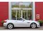 Mercedes-Benz SLC 200 Final Edition 184PK AUTOMAAT | AIRSCARF | PANORAMA VARIODAK MET MAGIC SKY CONTROL | LED INTELLIGENT LIGHT SYSTEM | ALARM KLASSE 3 | KEYLESS ENTRY | PARKEERSENSOREN VOOR/ ACHTER | LEDEREN BEKLEDING | STOEL VERWARMING VOOR | FULL MAP NAVIGATIE | 17" LICHTMETALEN VELGEN VIJFSPAAKS | ELECTRIC CLIMATE CONTROL THERMOTRONIC | DODEHOEK DETECTIE |