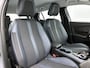 Peugeot 2008 130 pk Automaat Allure | Afneembare Trekhaak | Achteruitrijcamera Navigatiesysteem | Apple Carplay / Android Auto |
