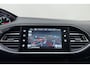 Peugeot 308 SW 2.0 BlueHDI GT-line | 1e eigenaar | Dealer onderhouden | Trekhaak | Panorama dak | Alcantara/kunstlederen bekleding | Achteruitrijcamera | Cruise control |