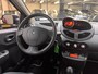 Renault Twingo 1.2 16V 75pk Parisienne Airco Bluetooth LM Velgen Dakspoiler ISOFIX 76.000km !!