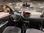Renault Twingo 1.2 16V 75pk Parisienne Airco Bluetooth LM Velgen Dakspoiler ISOFIX 76.000km !!