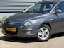 Hyundai i30 CW 1.6i Dynamic - 127pk - Climate - Pdc -