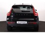 Volvo EX40 Extended Range Ultra Black Ed. 82 kWh - Panorama/schuifdak - IntelliSafe Assist & Surround - 360º Camera - Harman/Kardon audio - Verwarmde voorstoelen & stuur - Parkeersensoren voor & achter - Draadloze tel. lader - Warmtepomp - Extra getint glas - 19' LMV
