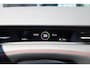 Volkswagen ID.7 Tourer GTX Limited Edition 86 kWh 340PK / 250kW, 60 maanden / 100.000km garantie, warmtepomp, wegklapbare trekhaak, adaptief onderstel (dcc), 20" LMV, Harman & Kardon geluidssysteem (13 speaker 700 watt met subwoofer), head-up display, rondomzichtcamera (area view), verwarm- en ventileerbare voorstoelen met elektrische stoelverstelling, massagefunctie en geheugen, verwarmbare achterbank, verwarmbaar multifunctioneel lederen stuurwiel, parkeerassistent (park assist pro), draadloze telefoonlader, verwarmbare voorruit (infrarood), LED Matrix (IQ.Lights), dodehoekdetectie (side assist), 4 wielaandrijving (4motion), discover pro max navigatie scherm, elektrisch verstel-, verwarm- en inklapbare buitenspiegels, Apple Carplay & Android Auto, parkeersensoren voor en achter (pdc), navigatie, DAB+, 3-zone climatronic etc.